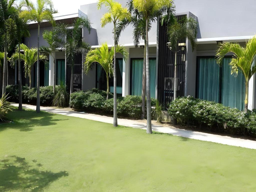 Sritrakul Place Hotel